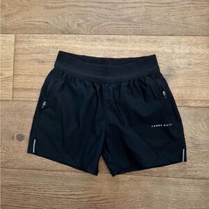 Three Nails Youth Medium Black Shorts